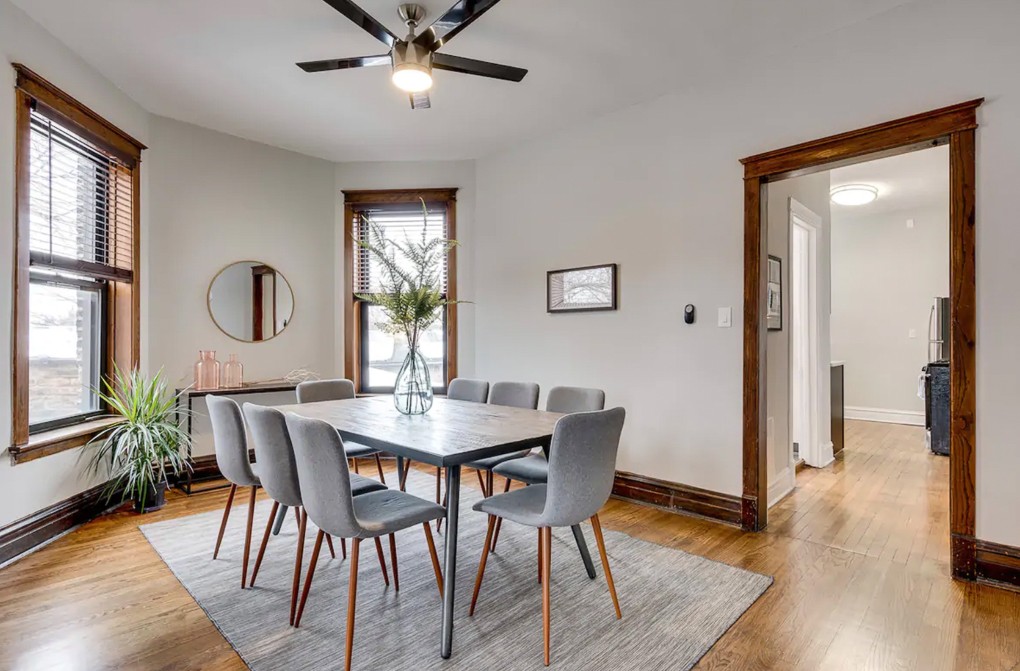 1250 W. Grace St. 1250 W. Grace St., Chicago, IL 60613 Wrigleyville - Leasing by Cross Street